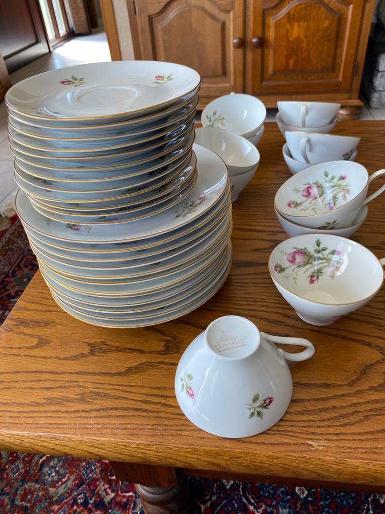 12delig porseleinen eetservies, Ophalen
