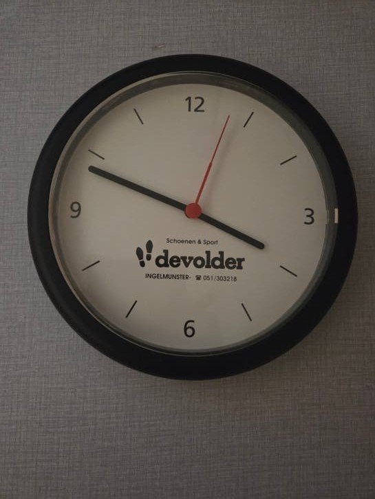 Horloge de cuisine en plastique rigide., Enlèvement ou Envoi, Comme neuf, Analogique, Horloge murale
