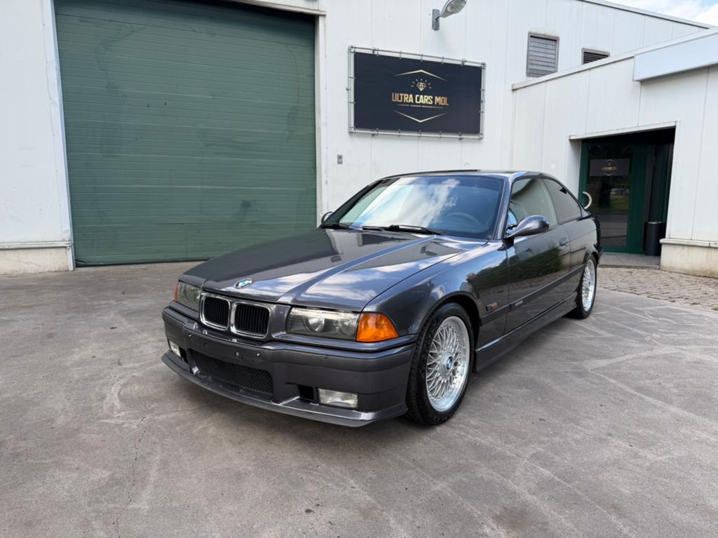 BMW 328i E36 Coupé Oldtimer/M Pakket/M3 Stoelen/GEKEURD, Auto's, BMW, https://public.car-pass.be/vhr/82d9e20e-b8fe-42b5-8aa6-2276f28ec35e