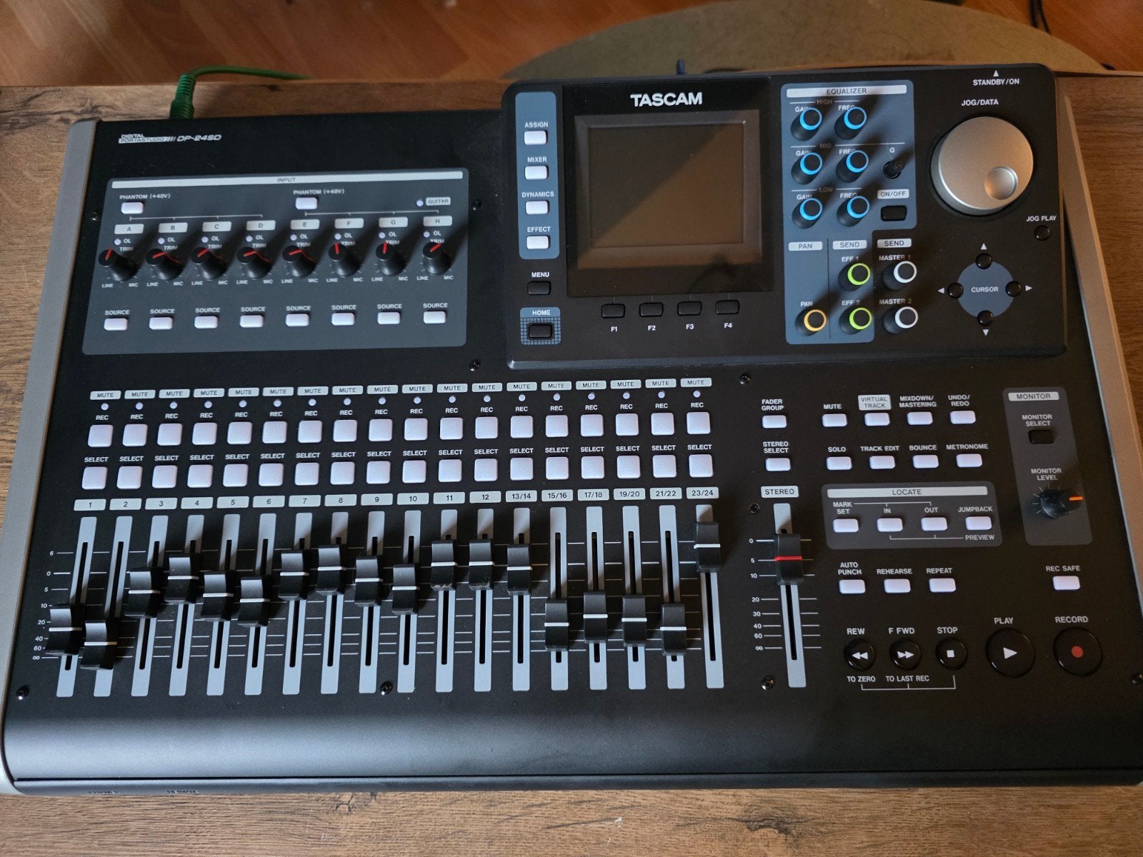 Enregistreur mobile Tascam DP-24SD, Enlèvement, Comme neuf