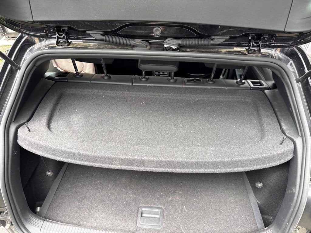 HOEDENPLANK Volkswagen Golf VIII (CD1) (|5H6867769A|), Gebruikt, Volkswagen, Volkswagen AG, Kundenbetreuung@volkswagen.de