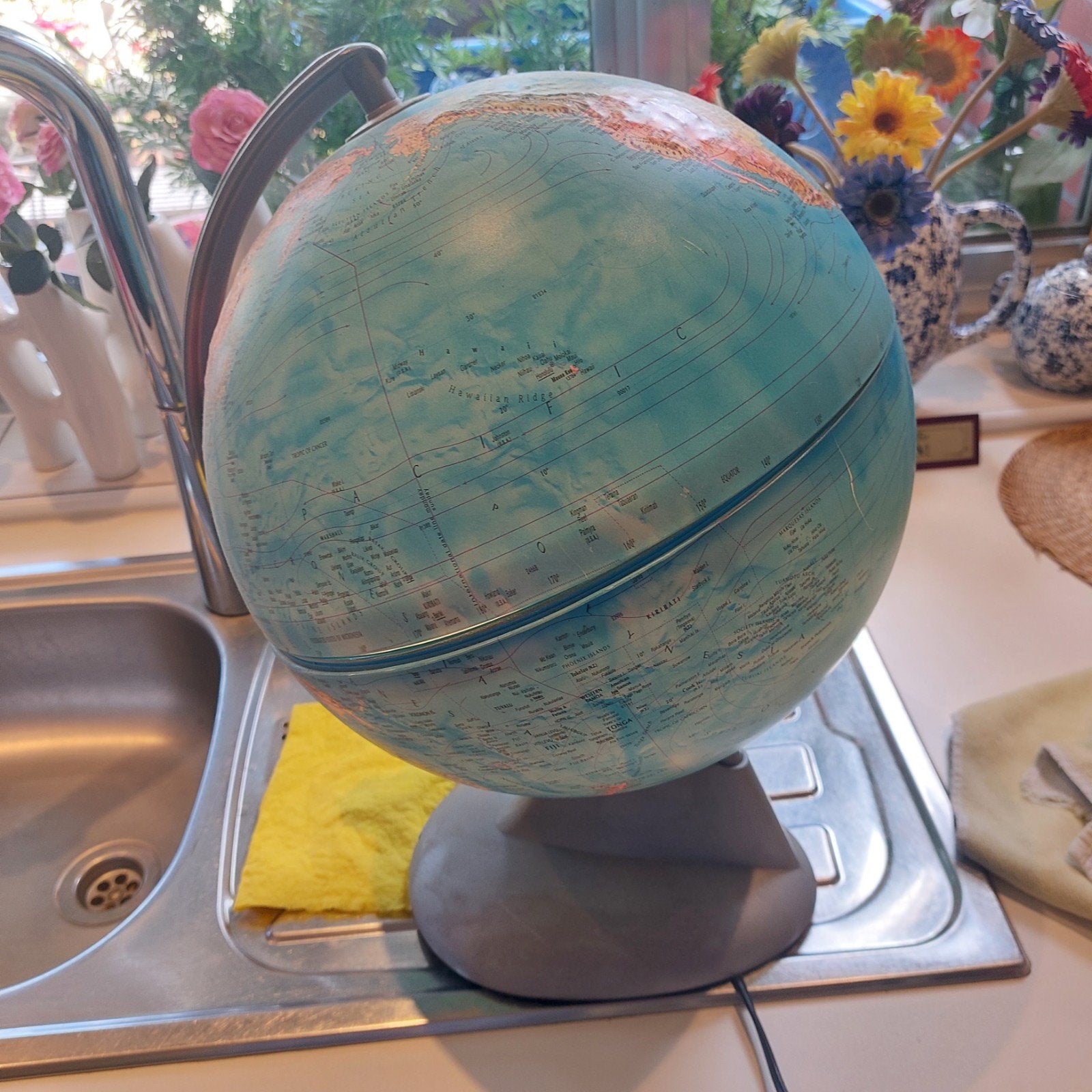 Wereldbol met licht, Ophalen