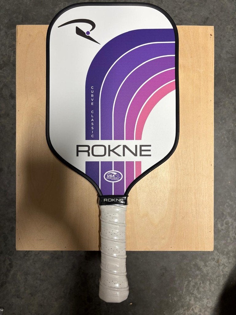 Raquette de pickleball Rokne violette (neuve), Sports & Fitness, Squash, Enlèvement ou Envoi, Neuf, Raquette