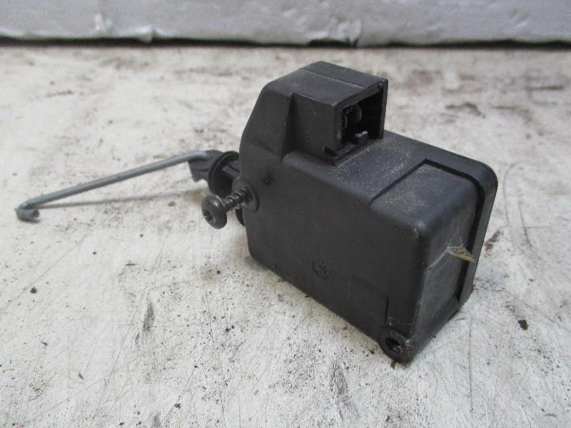 CENTRALE VERGRENDELING MOTOR ACHTERKLEP Peugeot 206 CC (2D), Gebruikt, Peugeot
