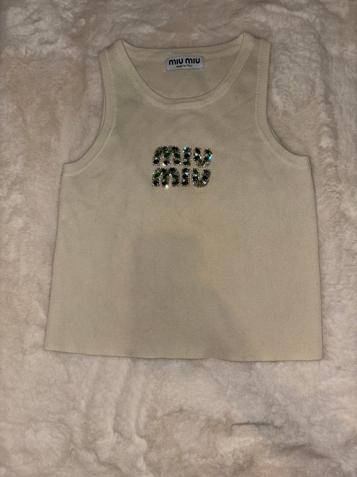 Debardeur beige Miu Miu taille M, Vêtements | Femmes, Sans manches, Taille 38/40 (M), Beige, Comme neuf
