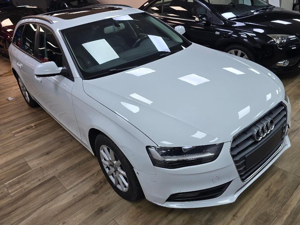 AUDI A4 BREAK 1.8 ess 2012 / BIEN LIRE DESCRIPTIF, Autos, Cuir, Euro 5, Achat, Entreprise