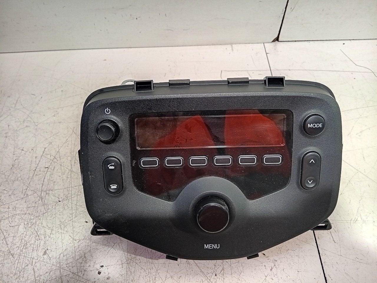 Radio Peugeot 108, Ophalen of Verzenden, Van der Ven Autorecycling B.V., Onderdelen@venauto.nl, Ettenseweg 76, 4706 PB Roosendaal, The Netherlands