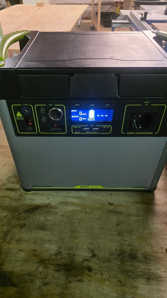 Goal Zero Yeti 3000X + Ranger 300 Briefcase + Extra, Ophalen, Gebruikt