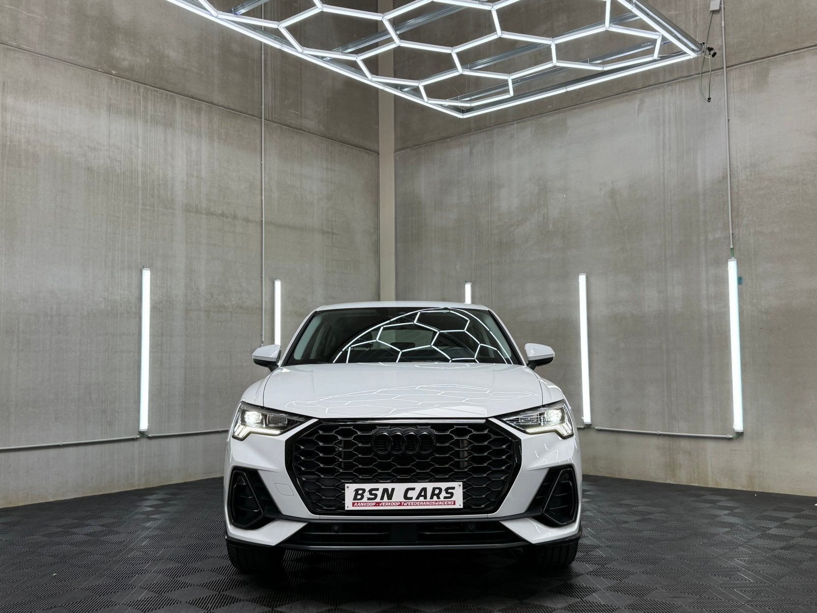 AUDI Q3 SPORTBACK/HYBRIDE/LEER/LANE/CAMERA/CARPLAY/GARANTI, Autos, Essai à domicile, Achat, Euro 6, Entreprise