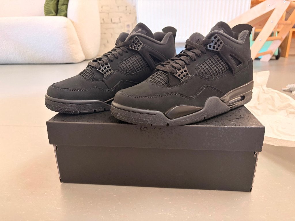 The FAMOUS Air Jordan 4 Black cat, Ophalen, Nieuw, Sneakers