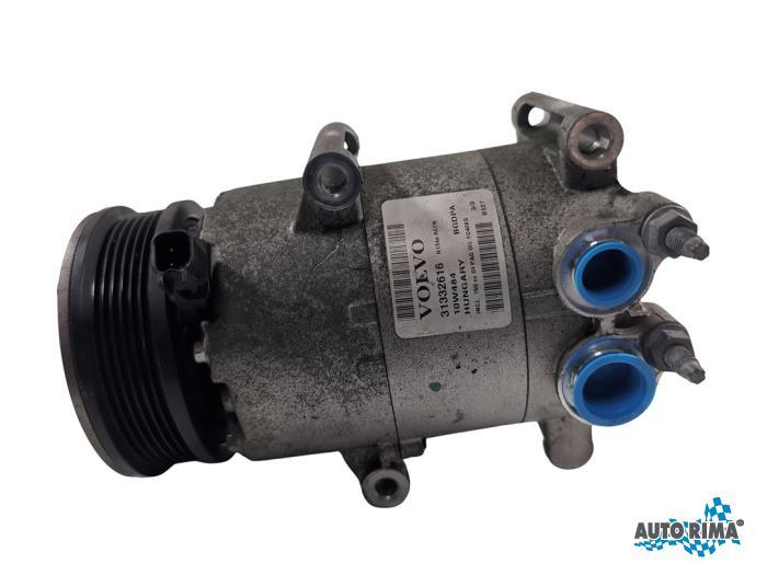 Pompe clim d'un Volvo V70, -, 3 mois de garantie, -, -