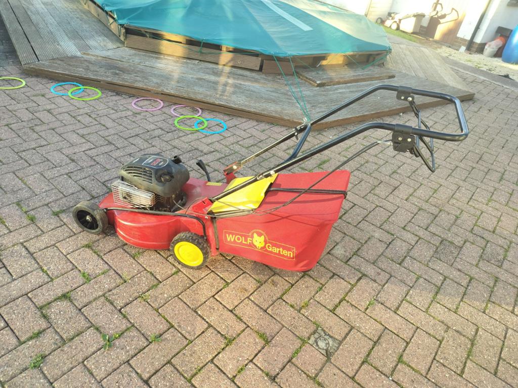 Tondeuse autotractée Wolf Garten - En état de fonctionnement, Enlèvement