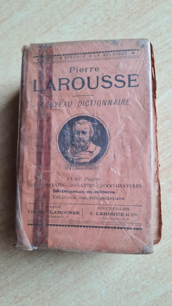 Larousse woordenboek uit 1915, Ophalen of Verzenden, Gelezen, Frans