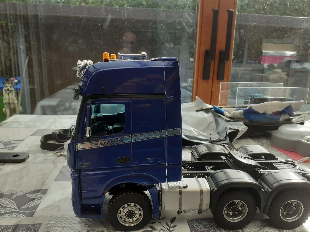 SCALE ART MERCEDES ACTROS 6X6 MET KIPPER, Ophalen, Zo goed als nieuw