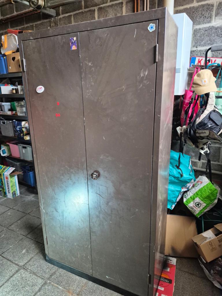 Armoire métallique