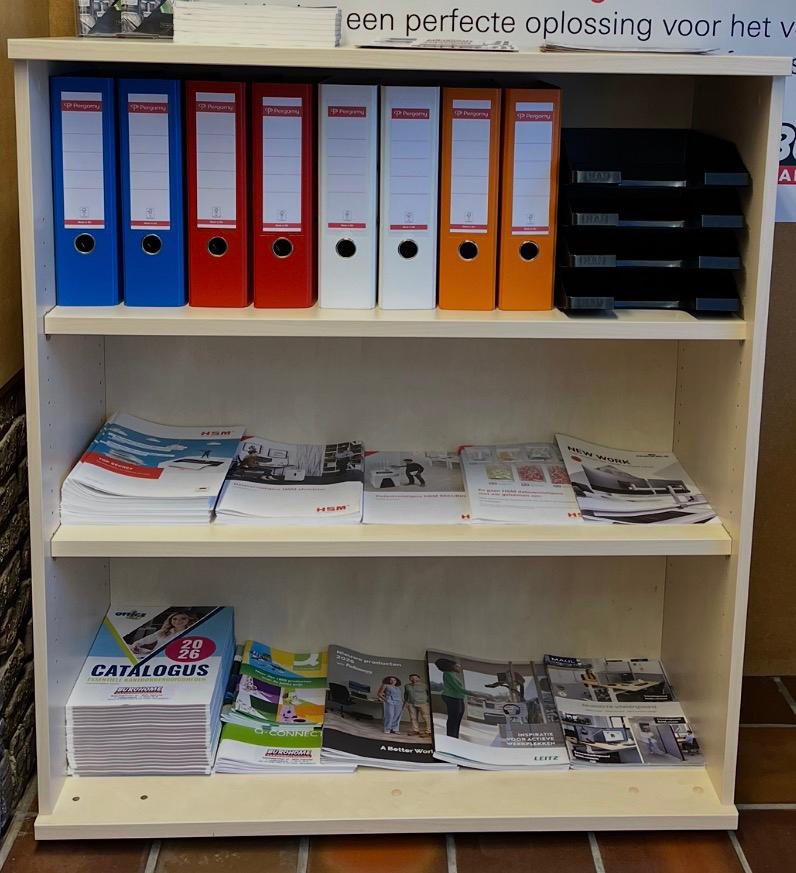 Open opbergkast ideaal vr in bureau, Ophalen, Met plank(en), Gebruikt, 100 tot 150 cm