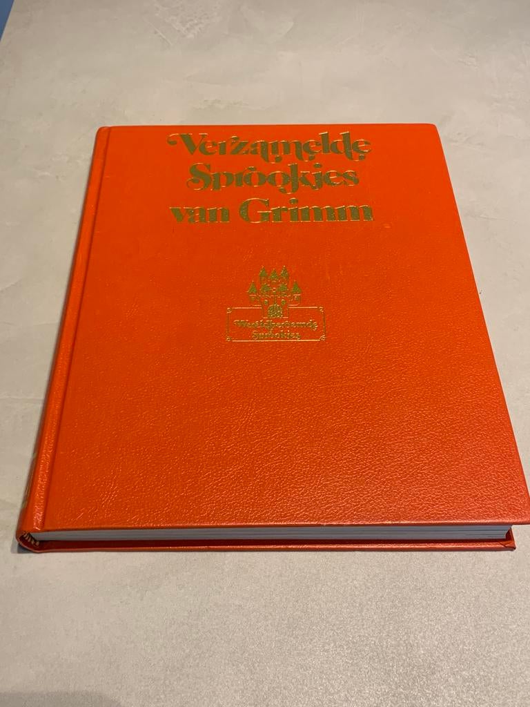 Vintage sprookjesboek - verzamelde sprookjes van Grimm boek, Boeken, Ophalen of Verzenden, Zo goed als nieuw