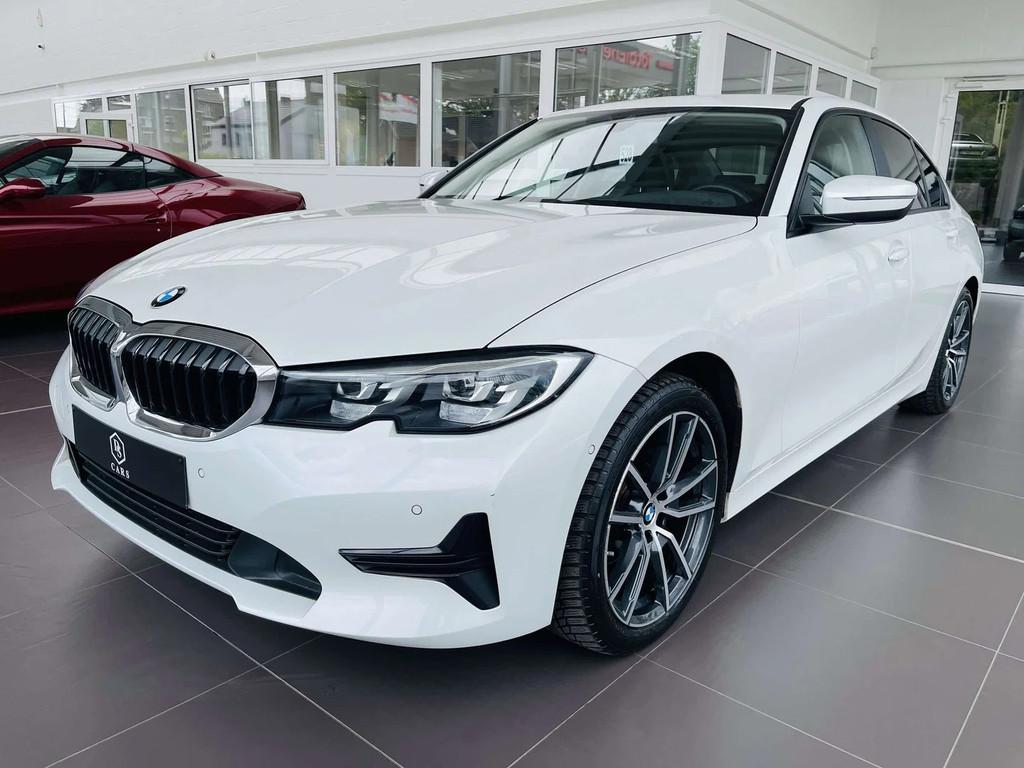 BMW 3 Serie 318 iA * GARANTIE + COCKPIT + LED + GPS + CUIR *, Auto's, BMW, Automaat, Gebruikt, 4 cilinders, https://public.car-pass.be/vhr/f000d5cd-2d7f-4800-90de-22e9f558f47c