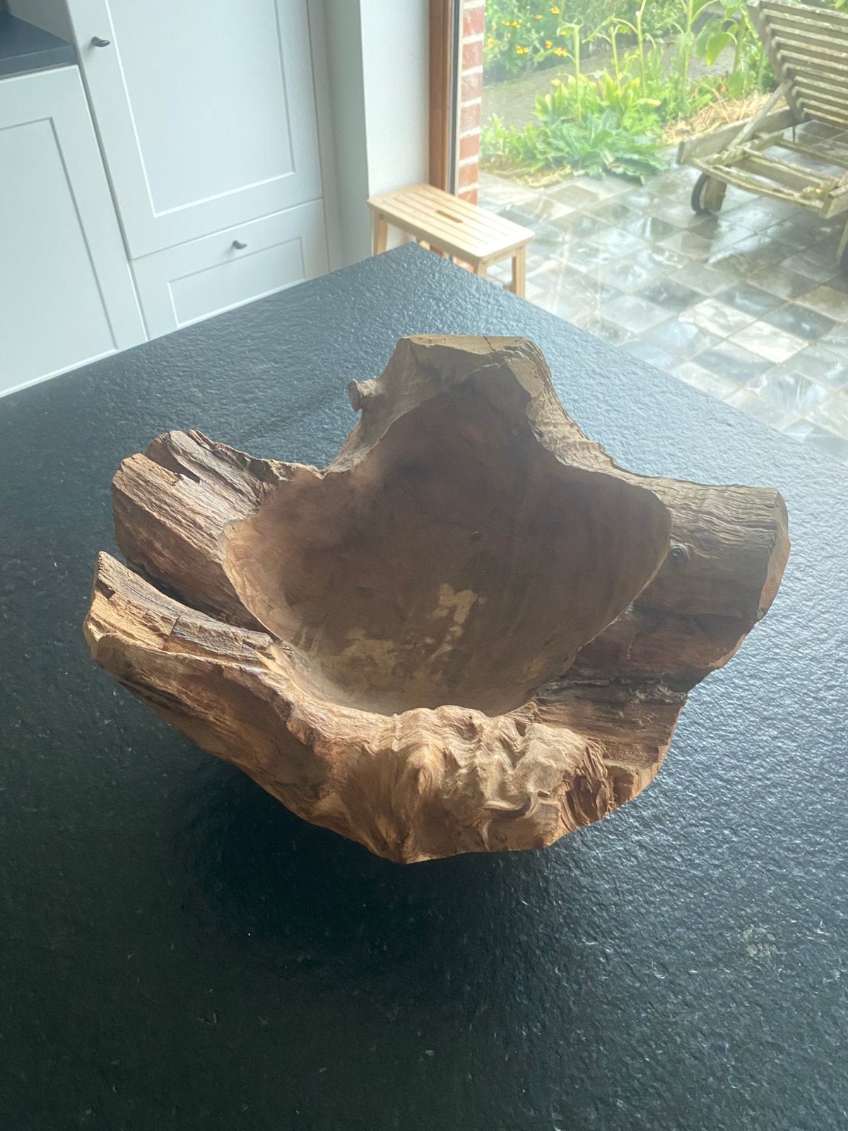 Schaal in teakenhout, Ophalen of Verzenden, Zo goed als nieuw, Schaal