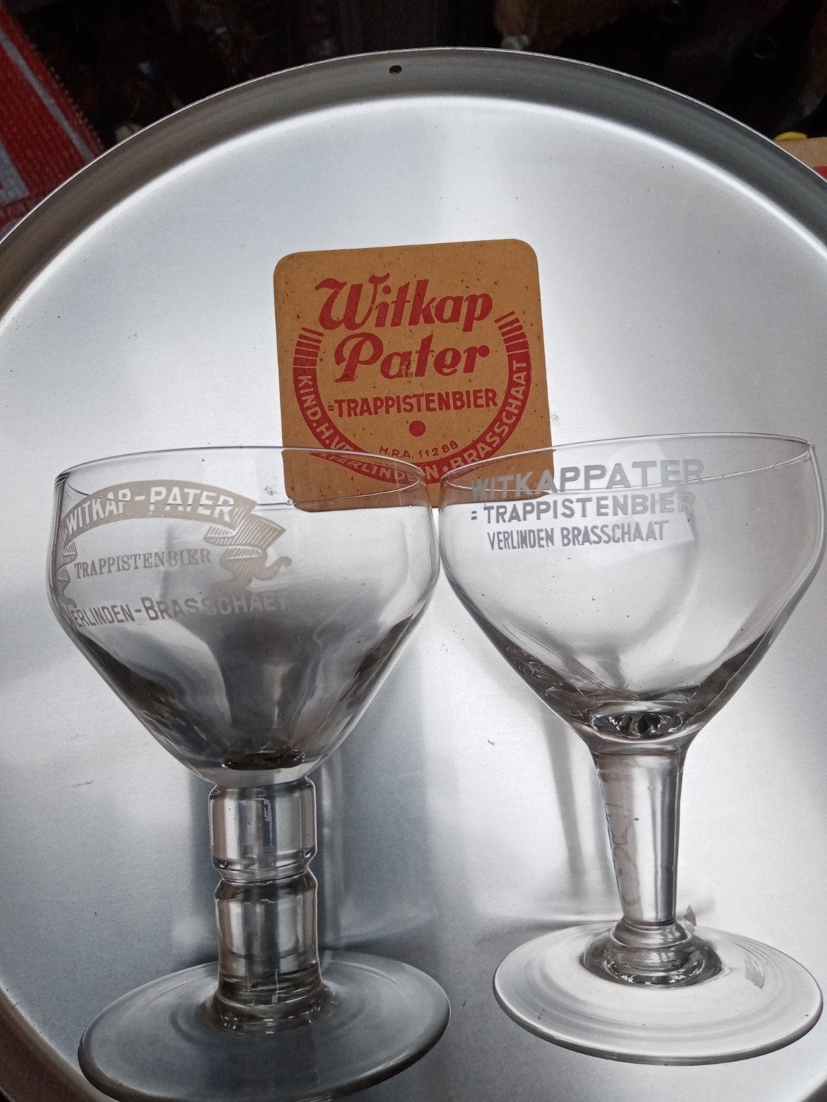 witkap pater Brasschaat, Ophalen