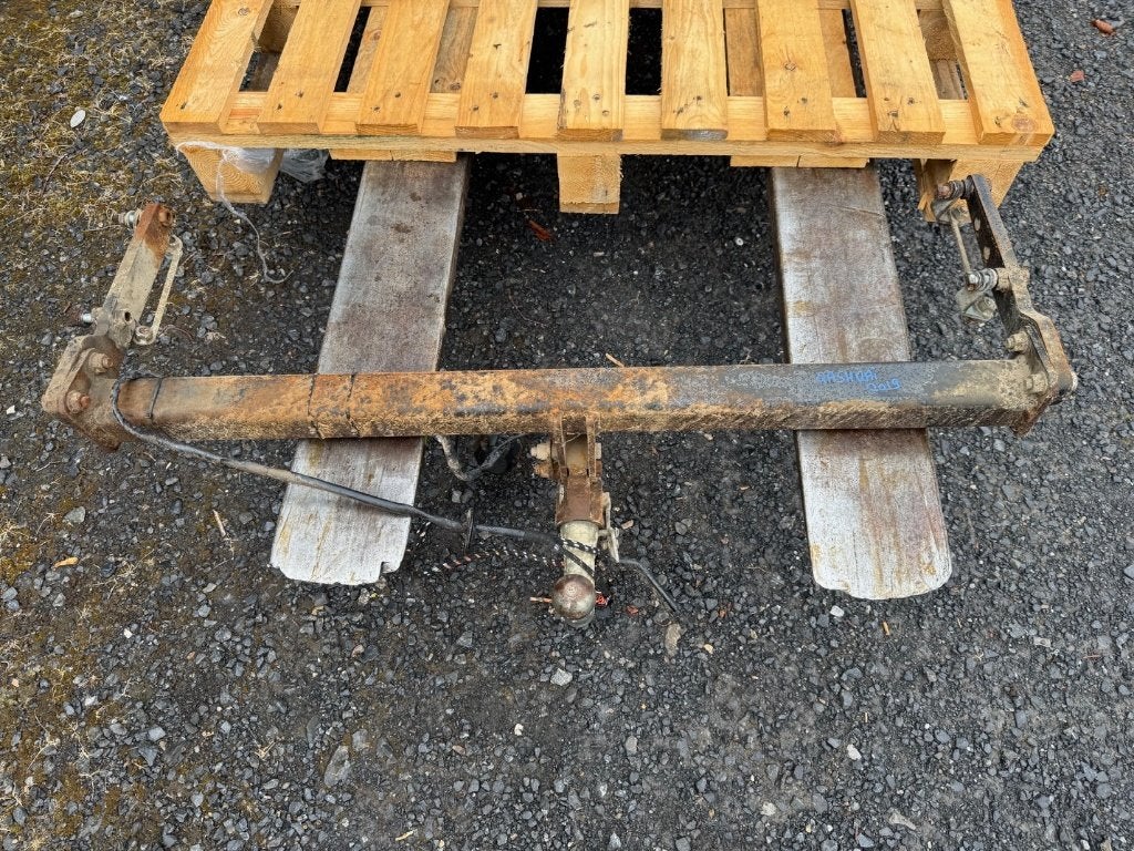 Attache remorque Nissan Qashqai, Autos : Pièces & Accessoires, Attelages, Enlèvement, Utilisé