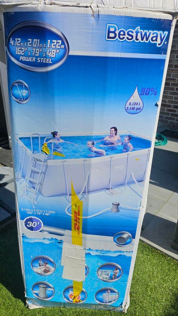 Piscine Bestway complète : 4,12 m x 2,01 m x 1,22 m, Jardin & Terrasse, Enlèvement