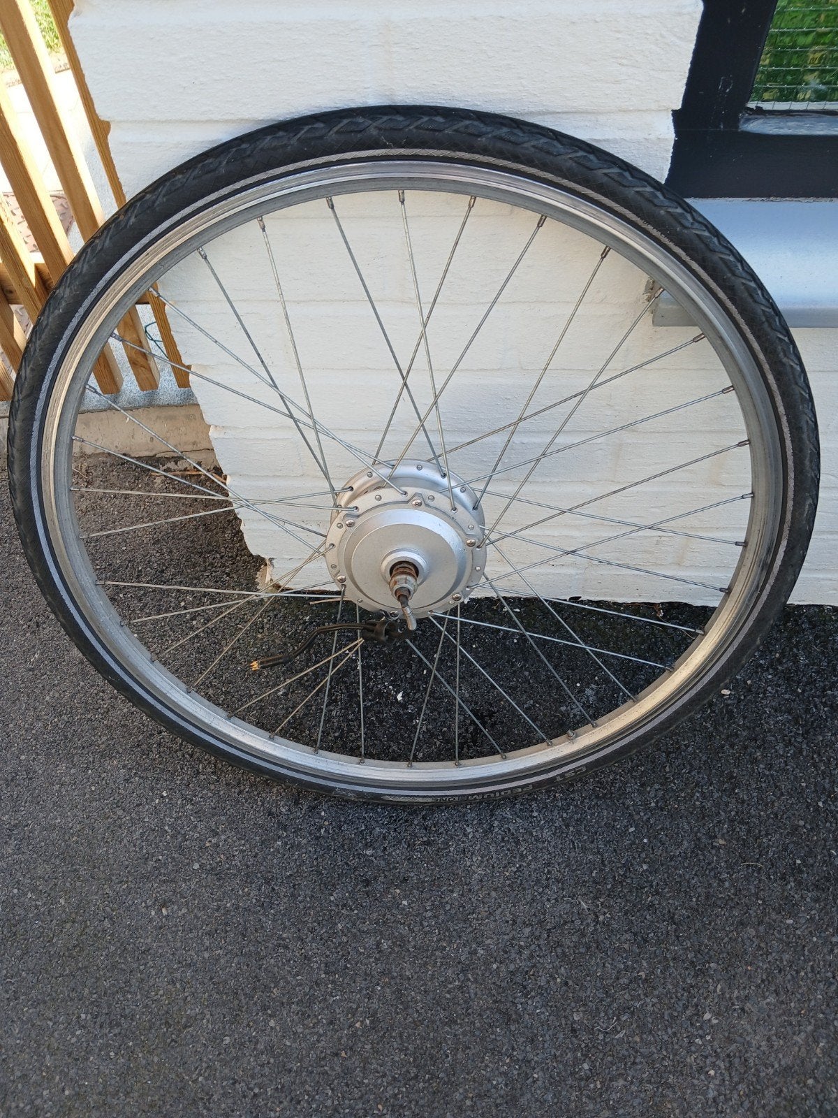 Voorwiel met motor, Enlèvement, Moteur