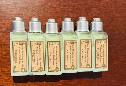 6x Après-shampoing à la verveine L'Occitane 30 ml — mini, Enlèvement ou Envoi, Neuf, Shampoing ou Démêlant