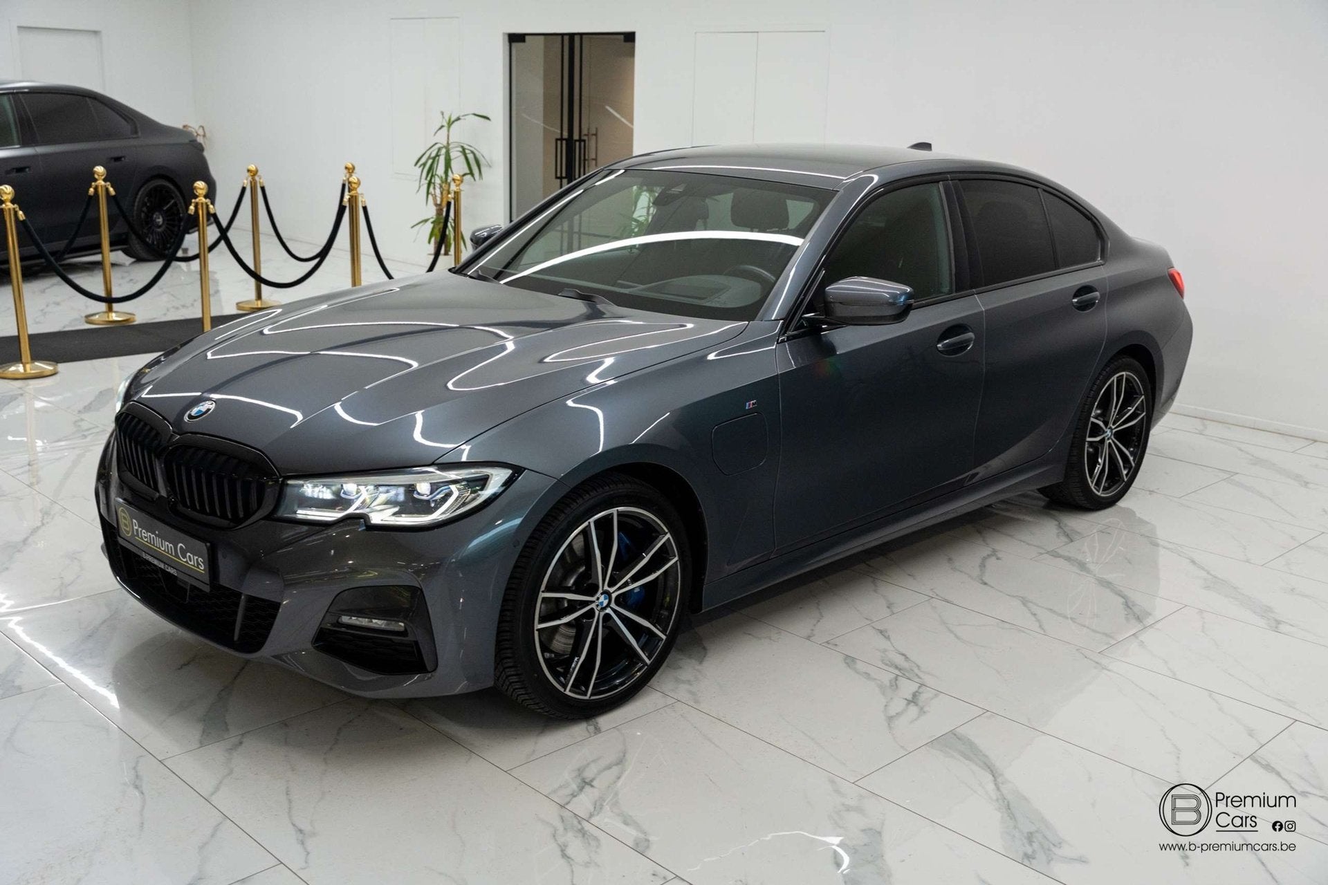 BMW 330 E hybrid M-Pakket! Hifi, Camera, zetelverwarming!, Autos, Achat, 34 g/km, Entretenue par le concessionnaire, Noir