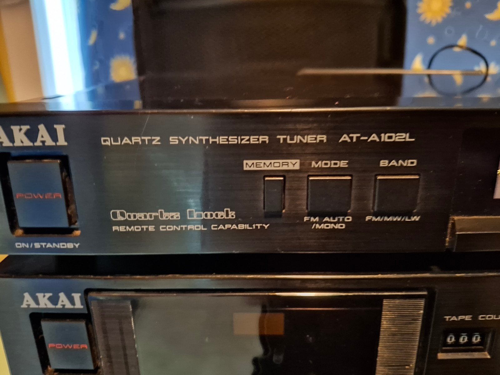 Tuner Akai AT-A102L, Audio, Tv en Foto, Tuners, Ophalen, Gebruikt