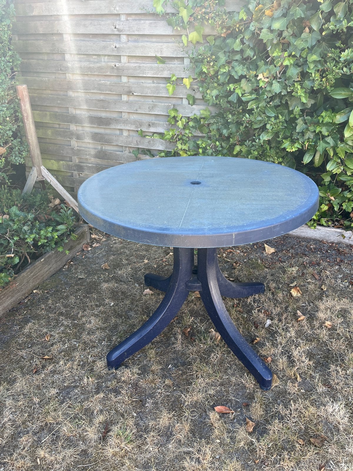 Tuintafel, Ophalen, Gebruikt, Rond, Kunststof