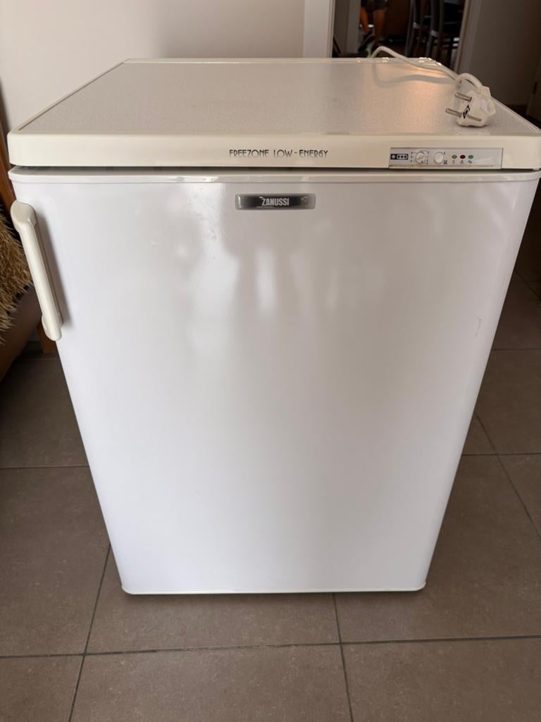 Diepvrieskast 4 lades, Elektronische apparatuur, Vriezers en Diepvrieskisten, Ophalen, Gebruikt, Vrijstaand, Vrieskast