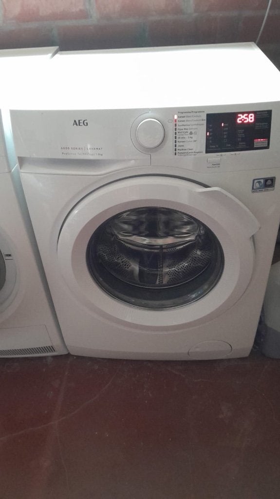 Wasmachine en droogkast AEG, Ophalen, Minder dan 85 cm, Zo goed als nieuw, Voorlader