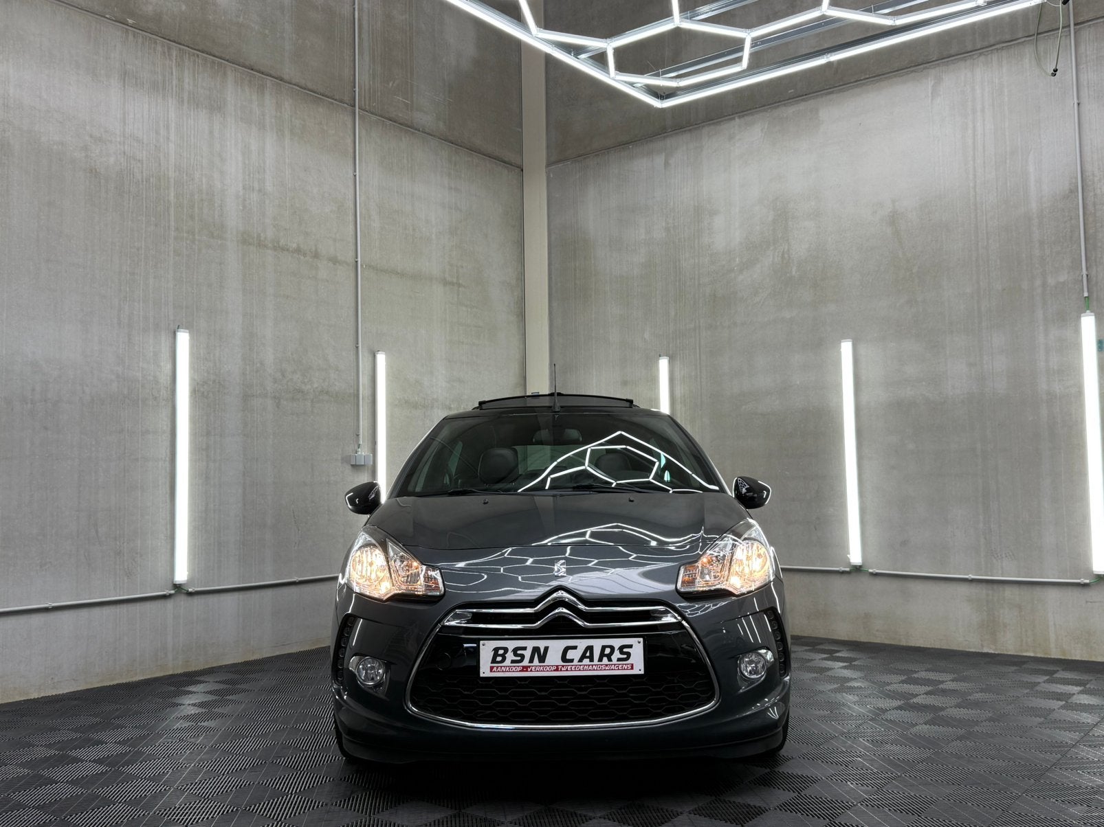 DS 3/CABRIO/LEER/ZETELVERWARMING/1.6/GARANTIE, Autos, Cuir, Achat, 110 kW, Entreprise