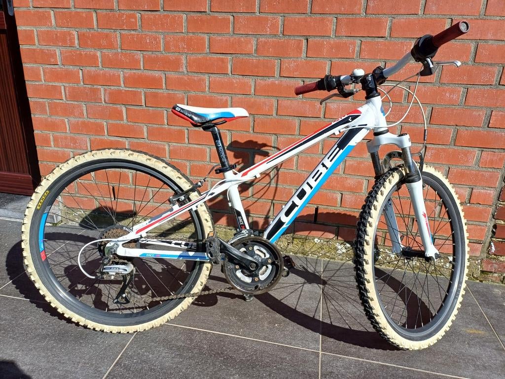 Kinderfiets Cube 240, Fietsen en Brommers, Fietsen | Mountainbikes en ATB, Ophalen