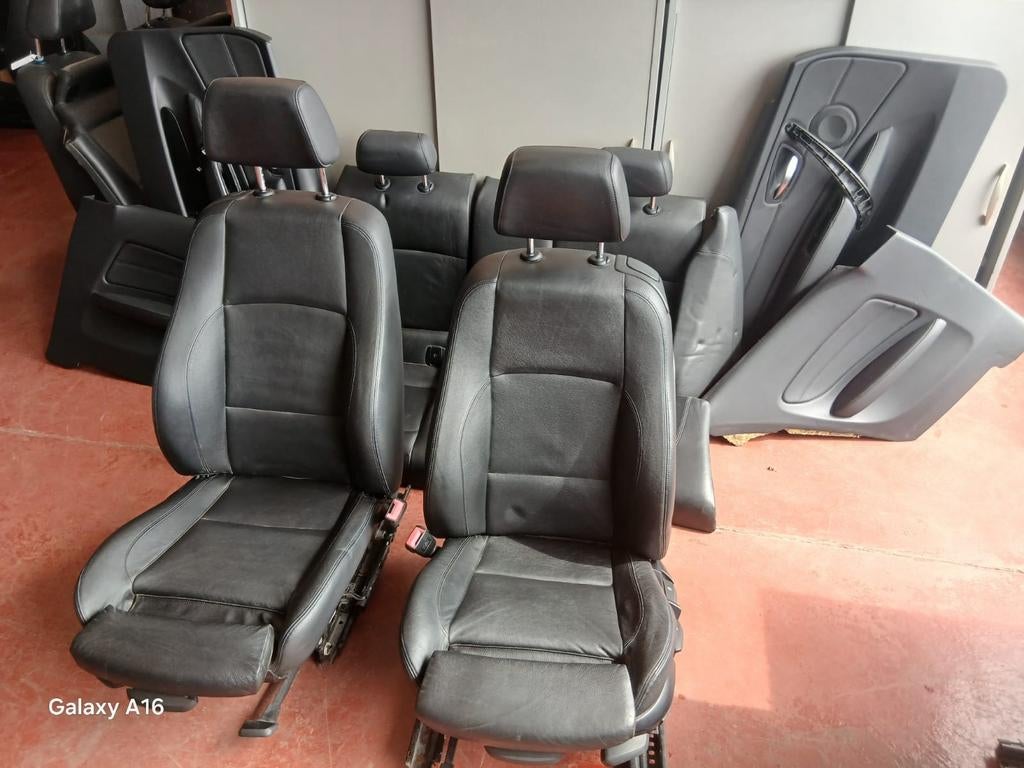 Intérieur cuir noir pack M finition couture bleu bmw série 1, Enlèvement, BMW