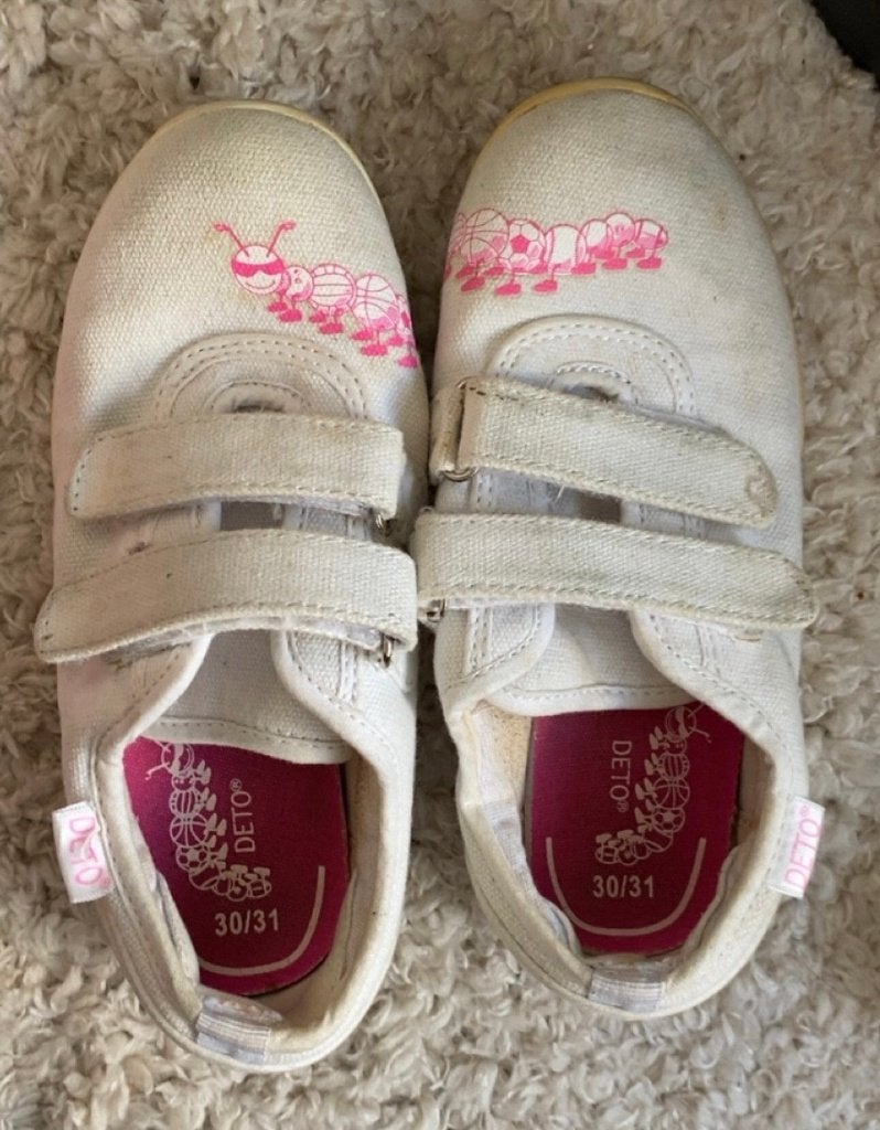 Sportschoenen wit Deto maat 31 GRATIS, Kinderen en Baby's, Gebruikt, Ophalen of Verzenden, Jongen of Meisje, Sportschoenen
