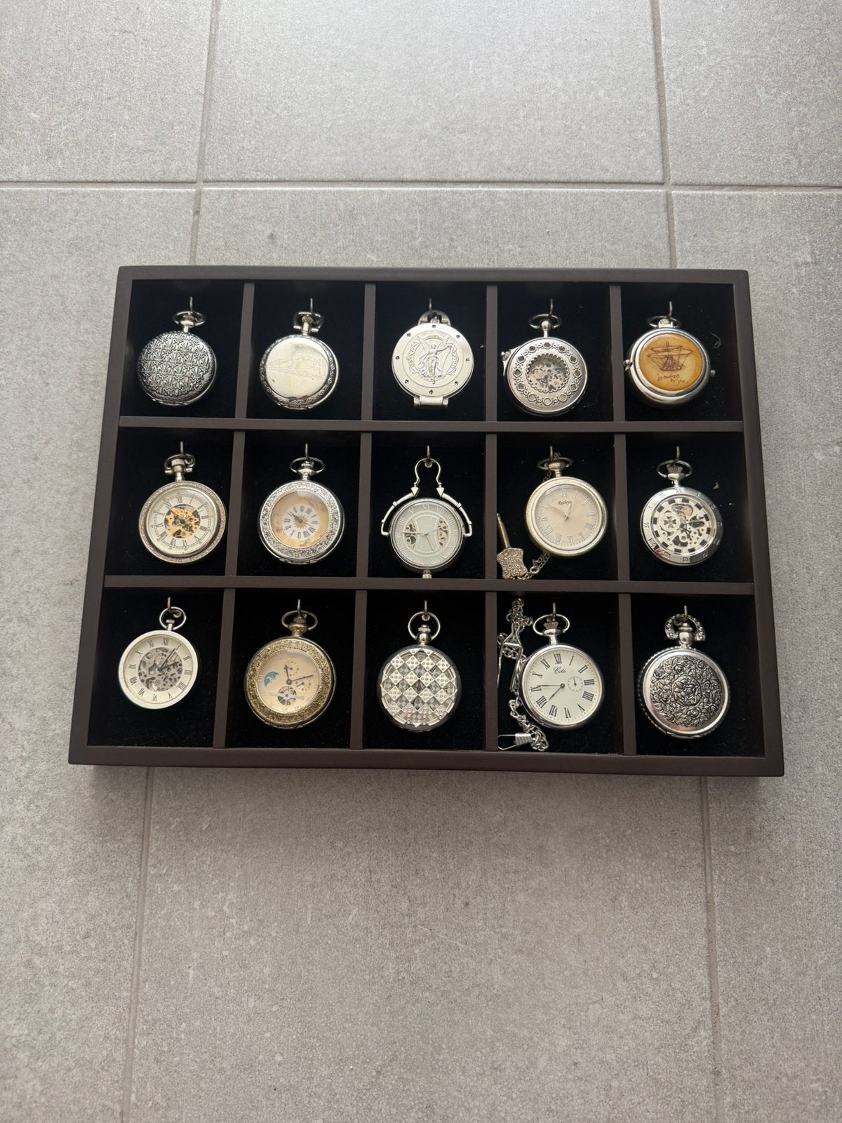 Lot de montres The Heritage Collection, Enlèvement