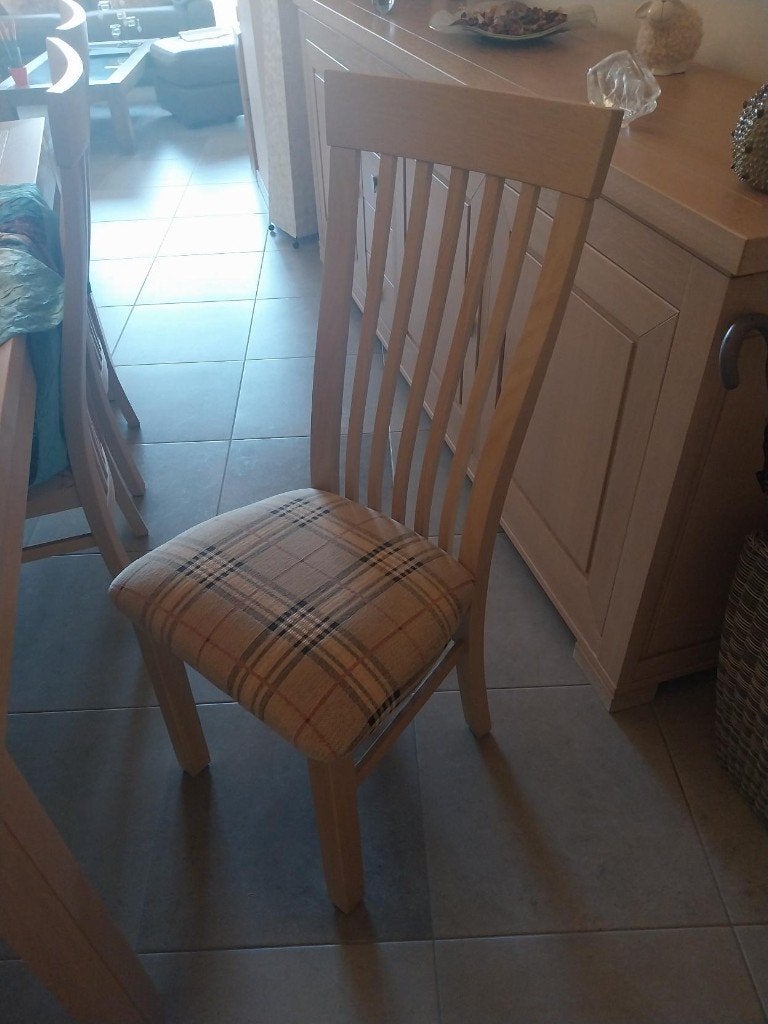 Eetkamer - tafel met verlengstuk + 6 stoelen + vitrinekast, Enlèvement, Comme neuf, 4 à 6 chaises