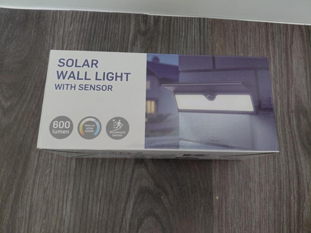 Lampe murale solaire 600 lumens avec détecteur de mouvement, Enlèvement ou Envoi