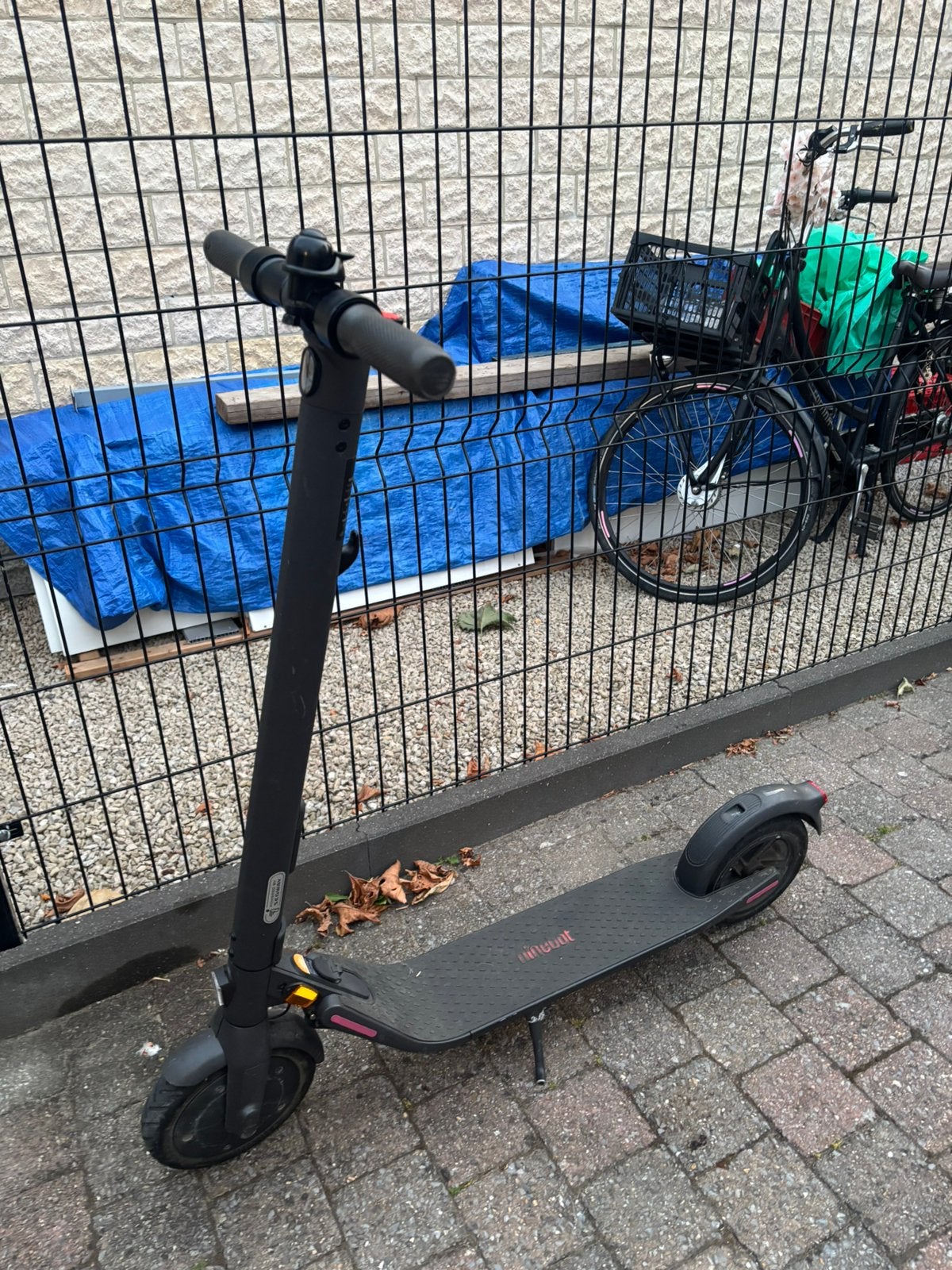 Ninebot step 20km, Fietsen en Brommers, Ophalen of Verzenden, Gebruikt, Elektrische step (E-scooter)