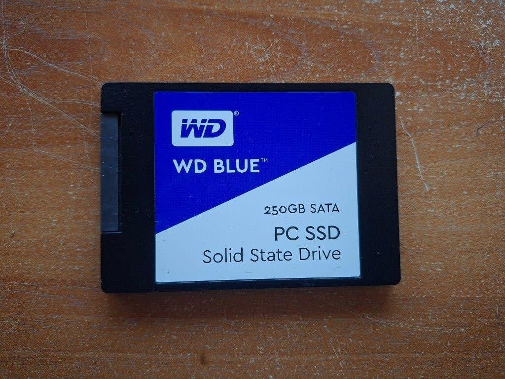 SSD WD Blue 250 Gb, Informatique & Logiciels, Western Digital, Interne, Enlèvement, Utilisé