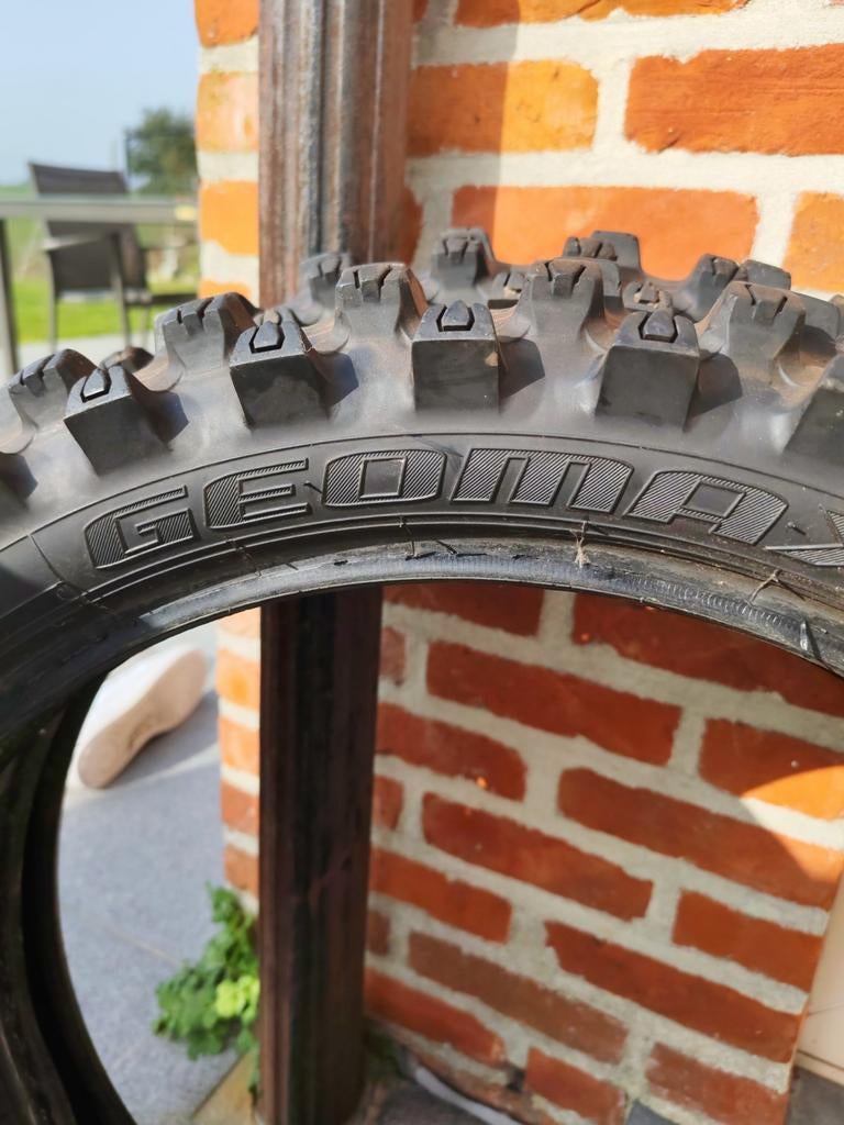 2 cross motorbanden Dunlop geomaXMX33 62M 110/90-19., Auto-onderdelen, Ophalen