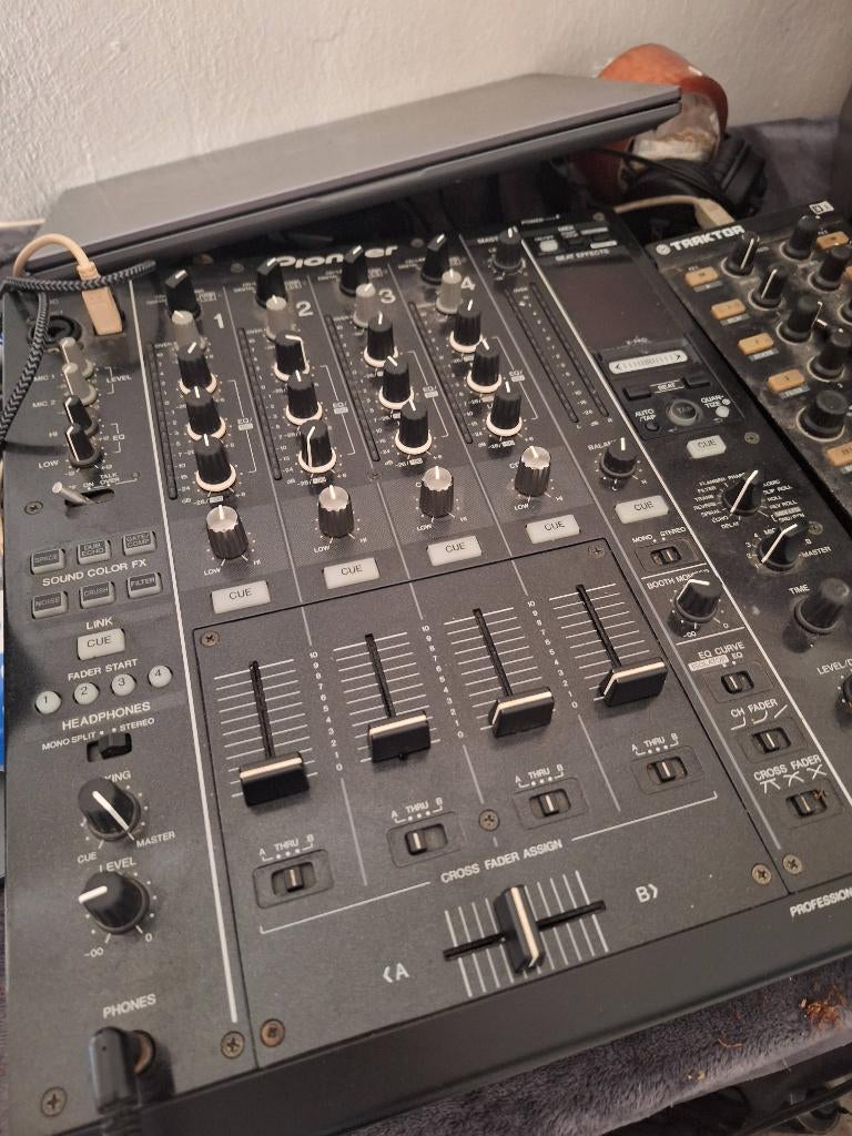 Djm 900 nexus, Diensten en Vakmensen, Muzikanten, Artiesten en Dj's, DJ