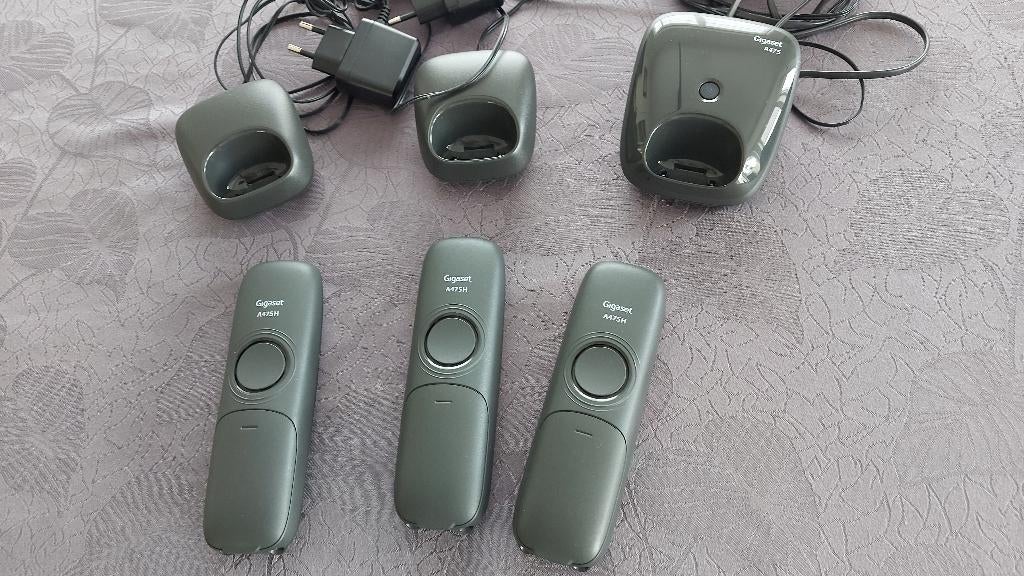Draadloze telefoon (3 stuks) Gigaset, Telecommunicatie, Ophalen of Verzenden, Nieuw, 3 handsets