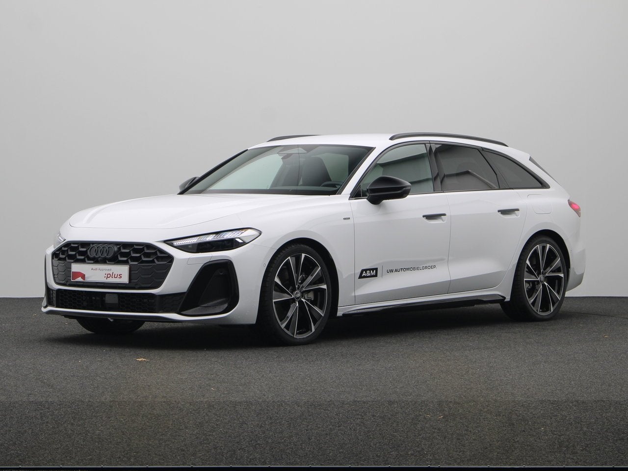Audi A5 Avant e-hybrid (PHEV) COMPETITION 55 TFSI 367 PK S-T, Auto's, Automaat, https://public.car-pass.be/vhr/b5a8261c-c73a-4c82-b5db-0f504d23c8c6