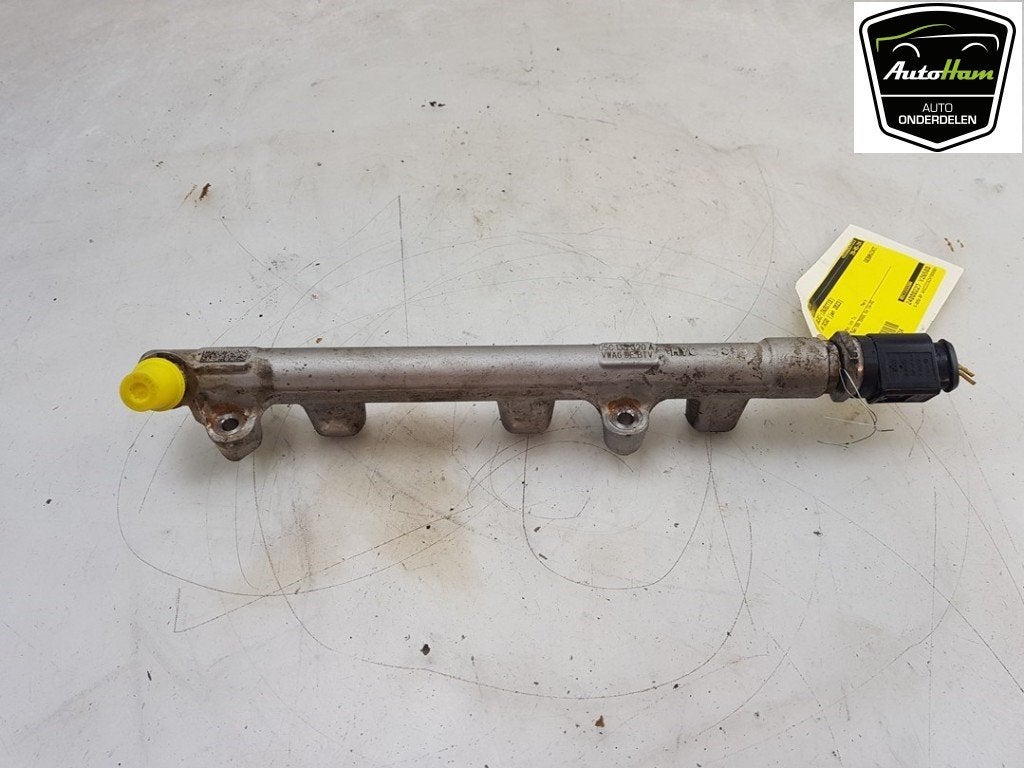 RAMPE D'INJECTION Volkswagen Taigo (|05C133320A|), Utilisé, Volkswagen