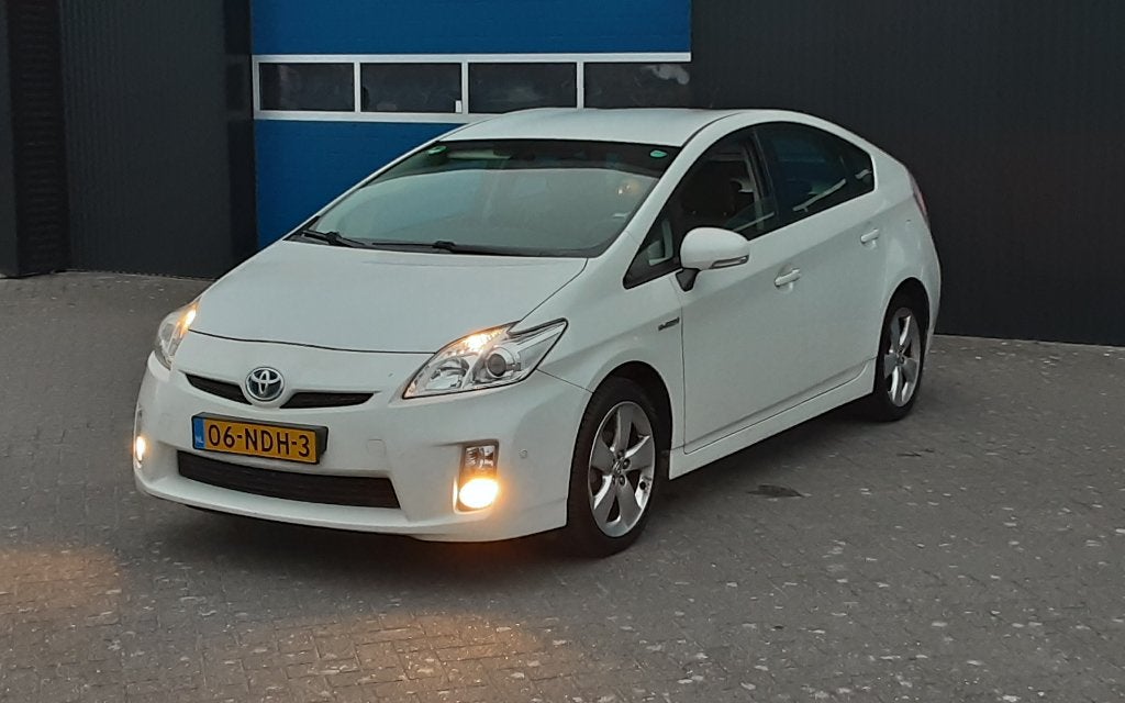 Toyota Prius 3 A/C, caméra, navigation, Autos, Achat, Affichage tête haute, Beige, 5 portes