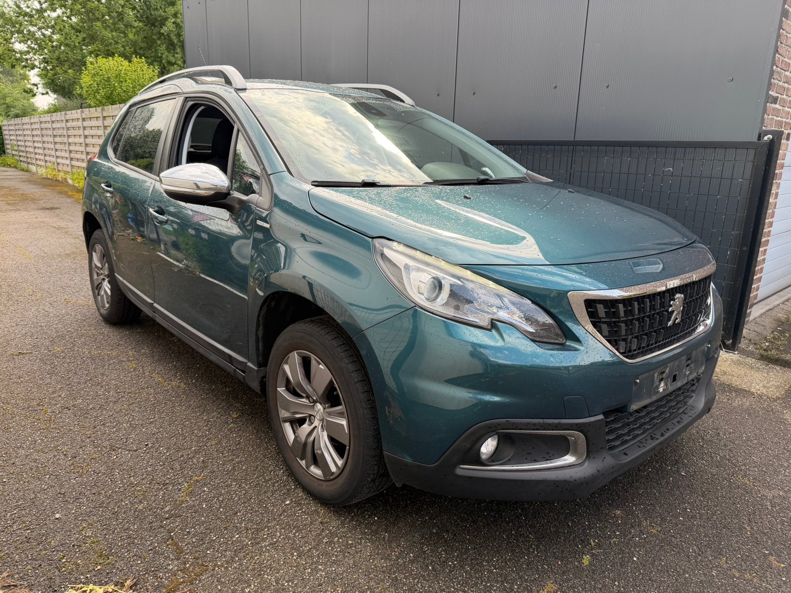 Peugeot 2008 / 1.2 Benzine Euro 6 / 56.000 km, Auto's, Stof, Bedrijf, Handgeschakeld, https://public.car-pass.be/vhr/00dfa9ea-c302-49f1-af53-566e5c257570