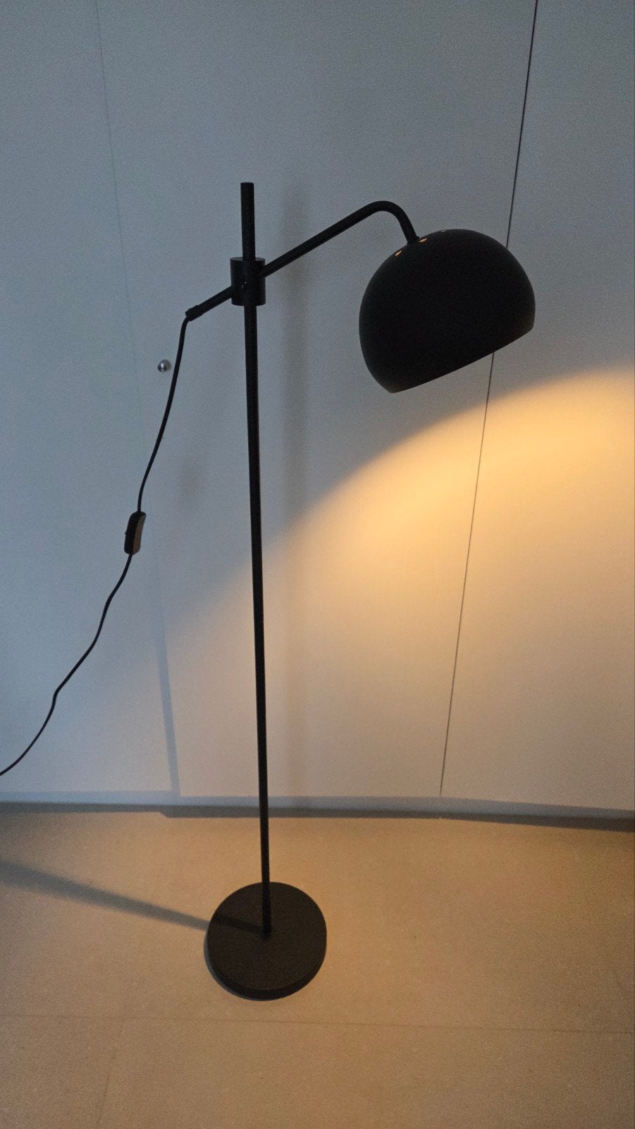 Vloerlamp zwart (mat), Huis en Inrichting, Ophalen, 100 tot 150 cm